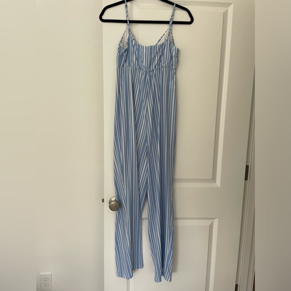 Maternity Jumpsuit Ingrid and Isabelle XS - Picture 2 of 8